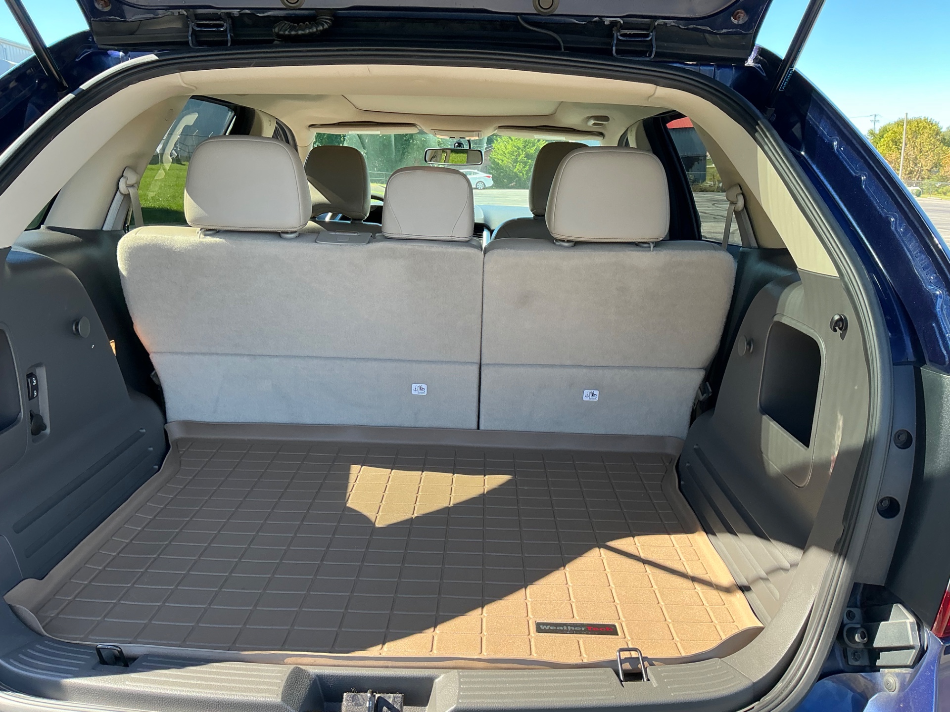 The Car Store, Inc. - Used vehicle - SEDAN FORD EDGE 2011