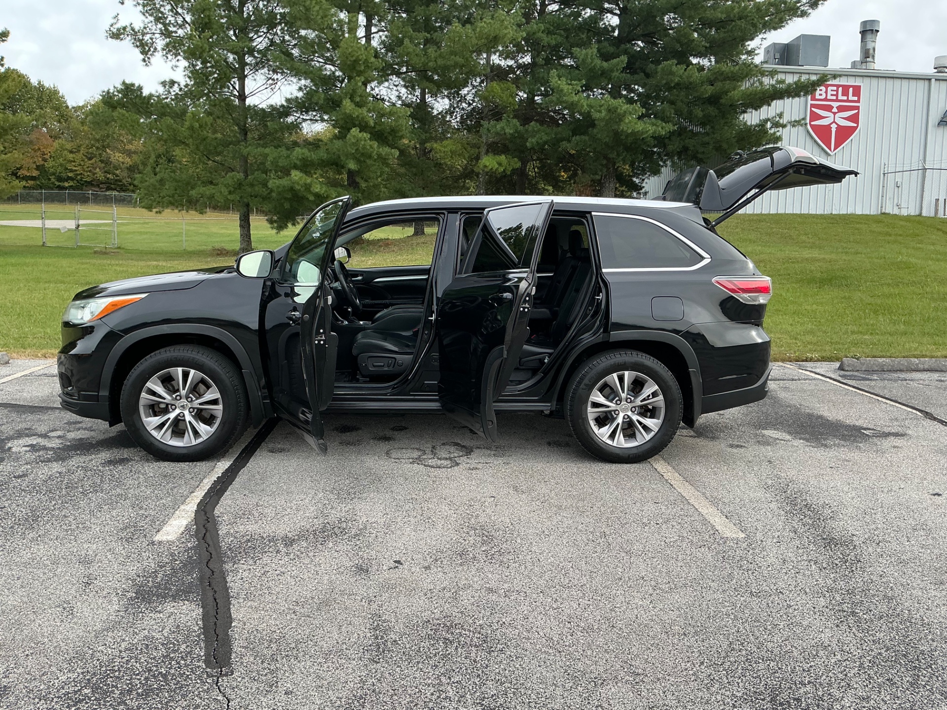 The Car Store, Inc. - Used vehicle - SUV TOYOTA HIGHLANDER 2015