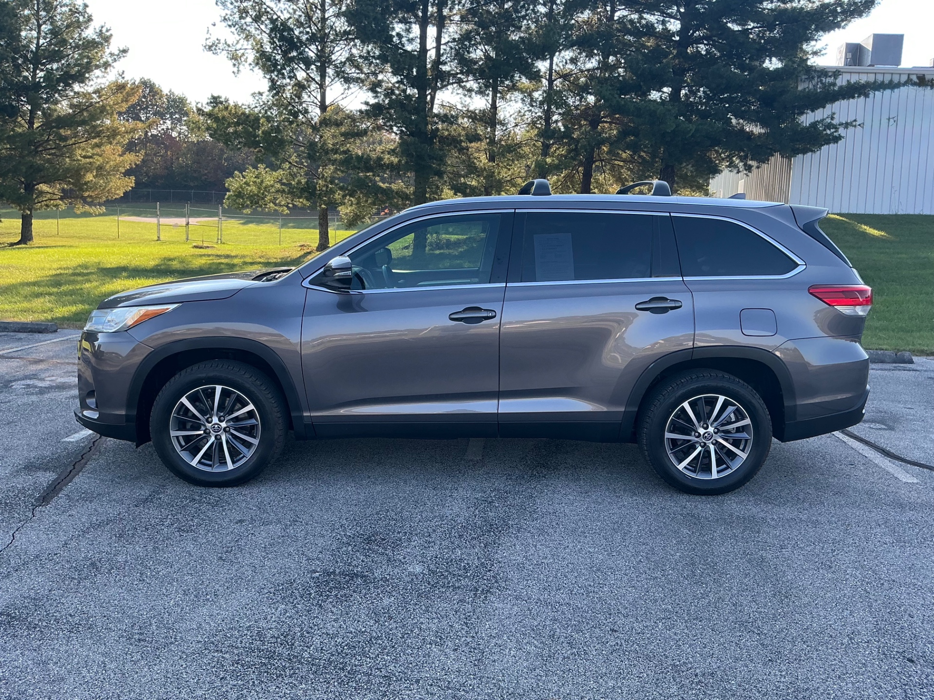 The Car Store, Inc. - Used vehicle - SUV TOYOTA HIGHLANDER 2019