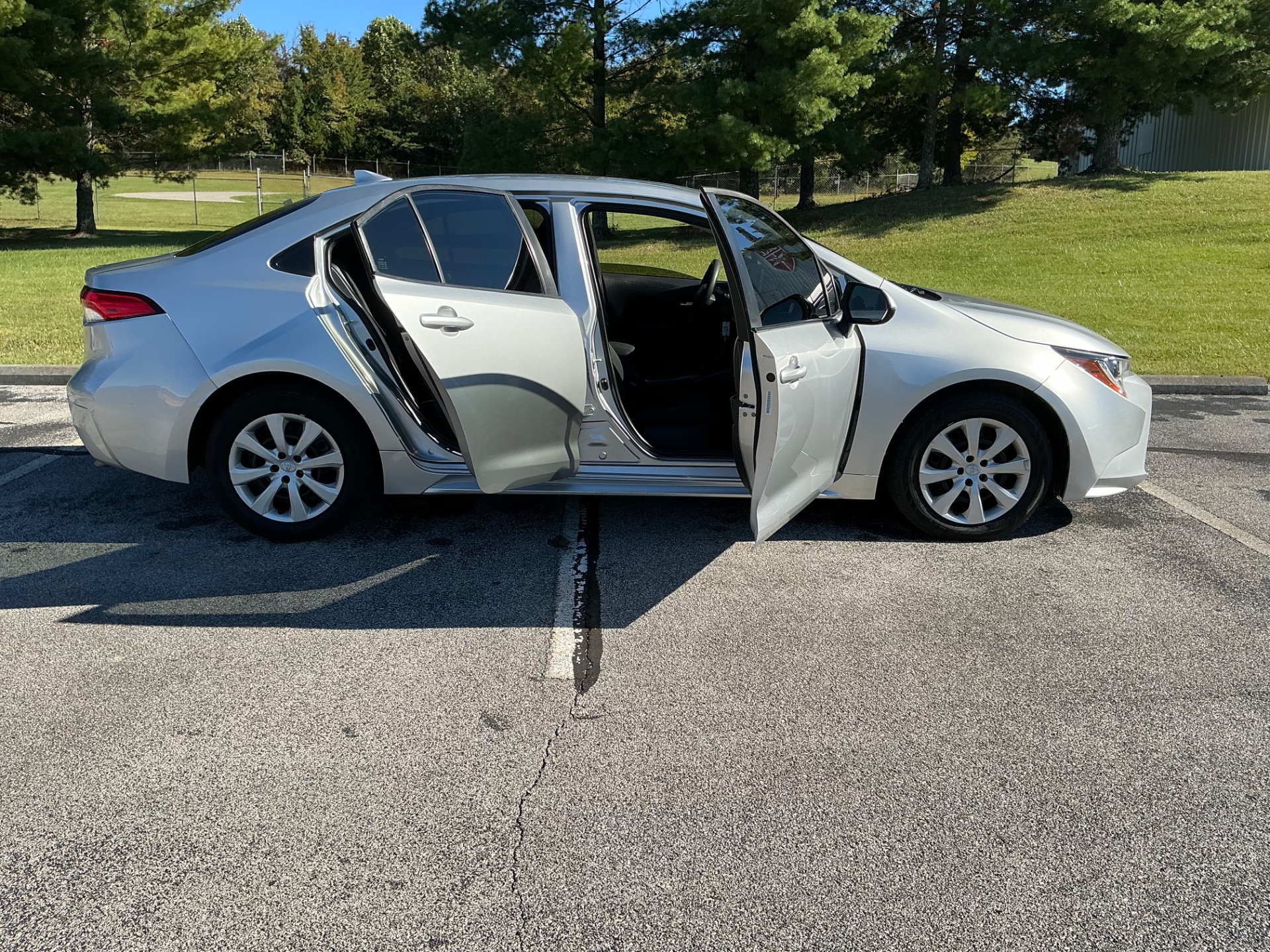 The Car Store, Inc. - Used vehicle - SEDAN TOYOTA COROLLA 2020