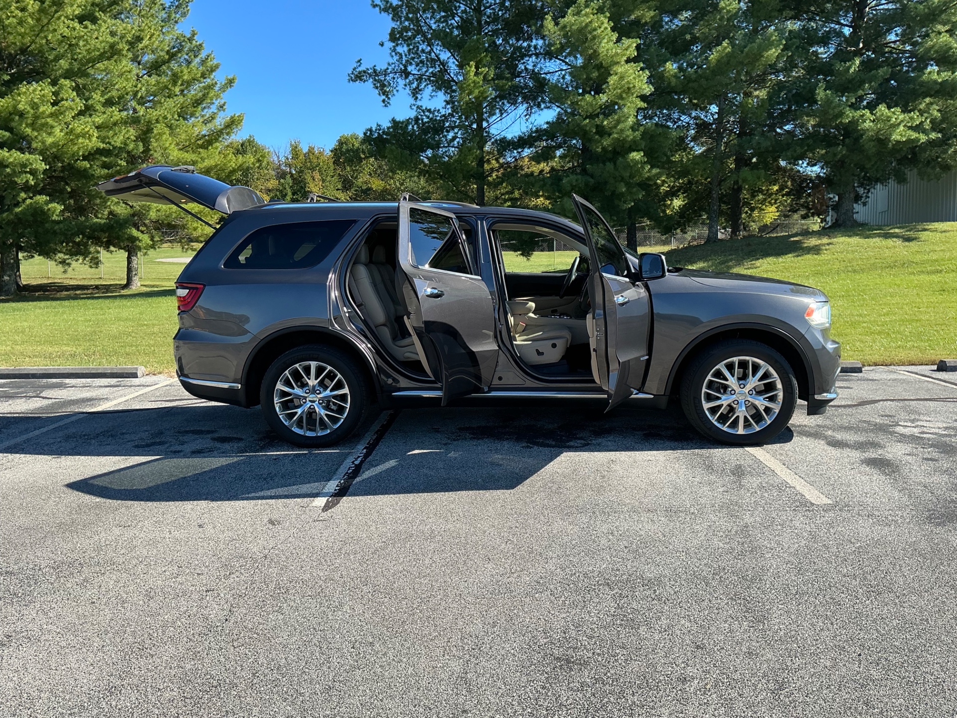 The Car Store, Inc. - Used vehicle - SUV DODGE DURANGO 2014