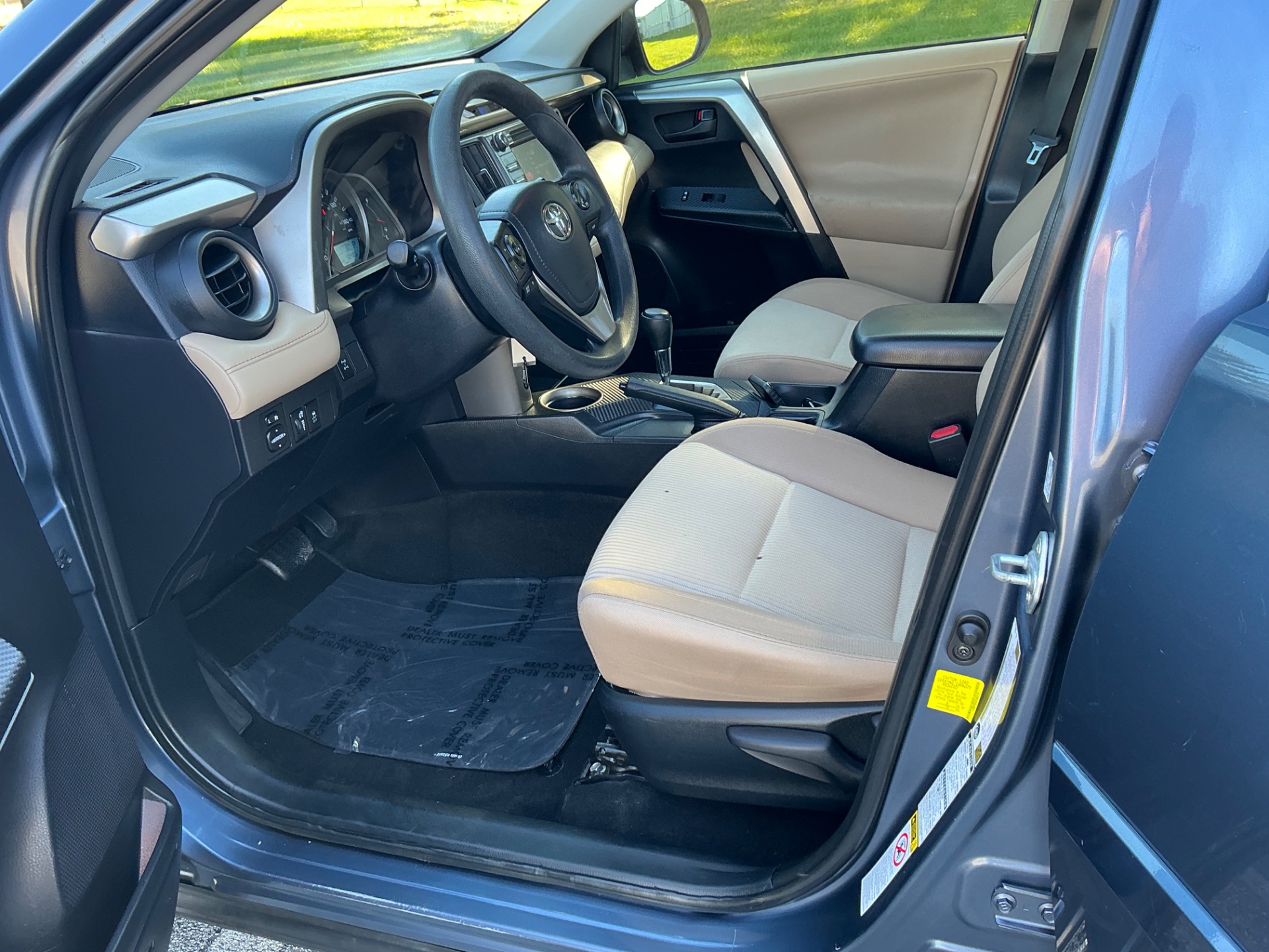 The Car Store, Inc. - Used vehicle - SUV TOYOTA RAV4 2013