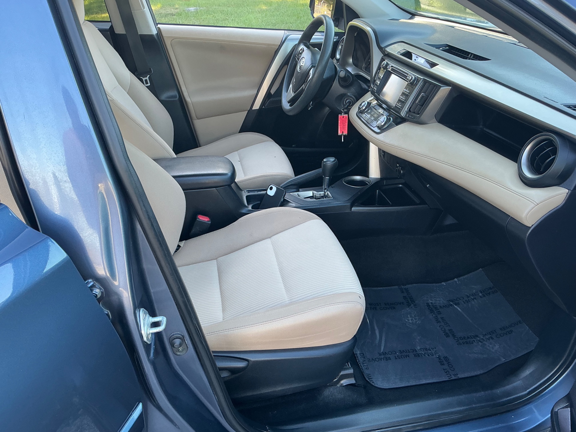 The Car Store, Inc. - Used vehicle - SUV TOYOTA RAV4 2013