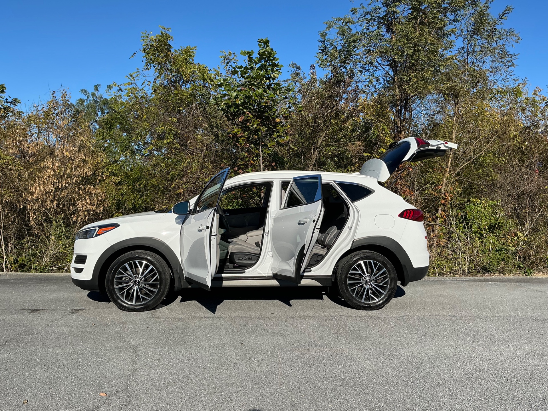 The Car Store, Inc. - Used vehicle - SUV HYUNDAI TUCSON 2019