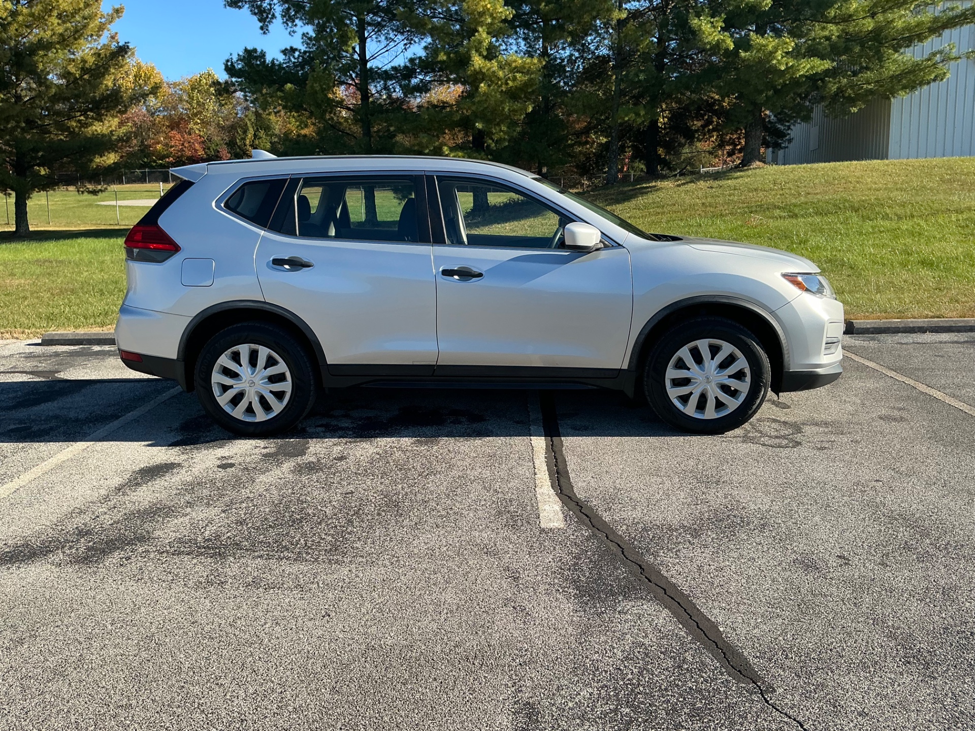 The Car Store, Inc. - Used vehicle - SUV NISSAN ROGUE 2017