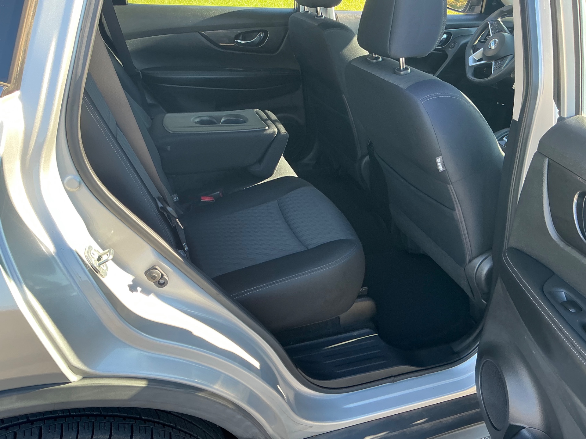 The Car Store, Inc. - Used vehicle - SUV NISSAN ROGUE 2017