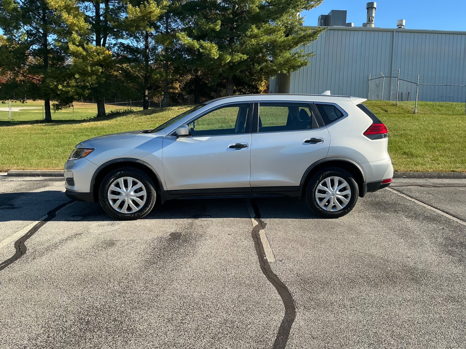 The Car Store, Inc. - Used vehicle - SUV NISSAN ROGUE 2017