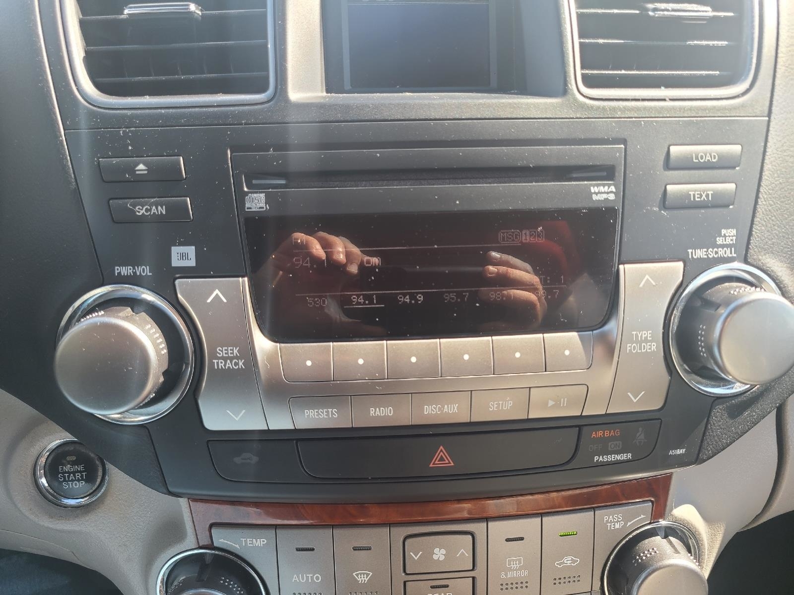 Used 2012 Toyota Highlander Limited for sale in GLADSTONE AUTO SALES