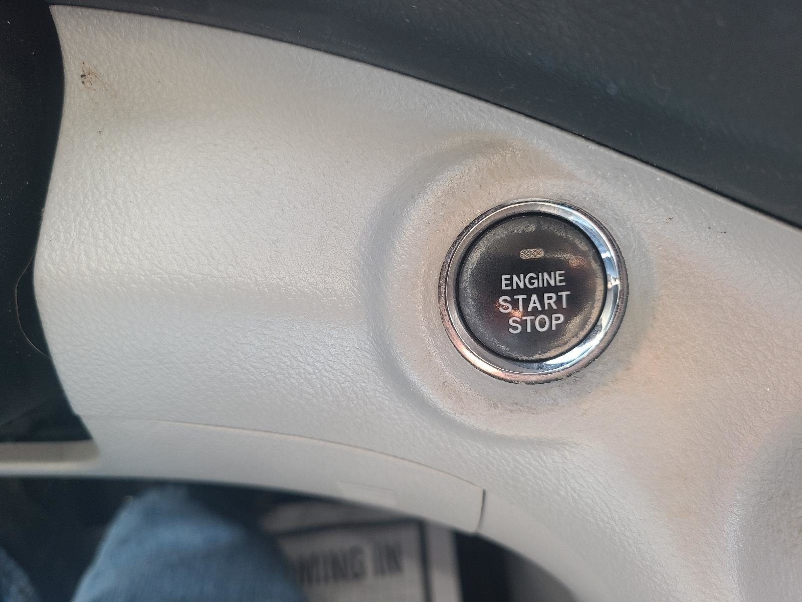 Used 2012 Toyota Highlander Limited for sale in GLADSTONE AUTO SALES