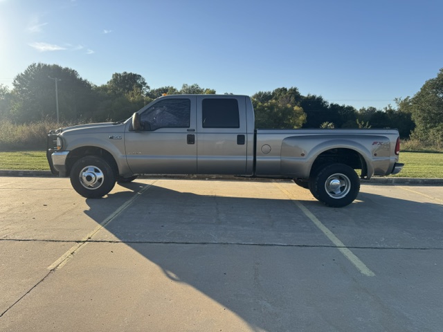 HARRIS AUTO SALES LLC - Used vehicle - Truck FORD F-350 SD 2004