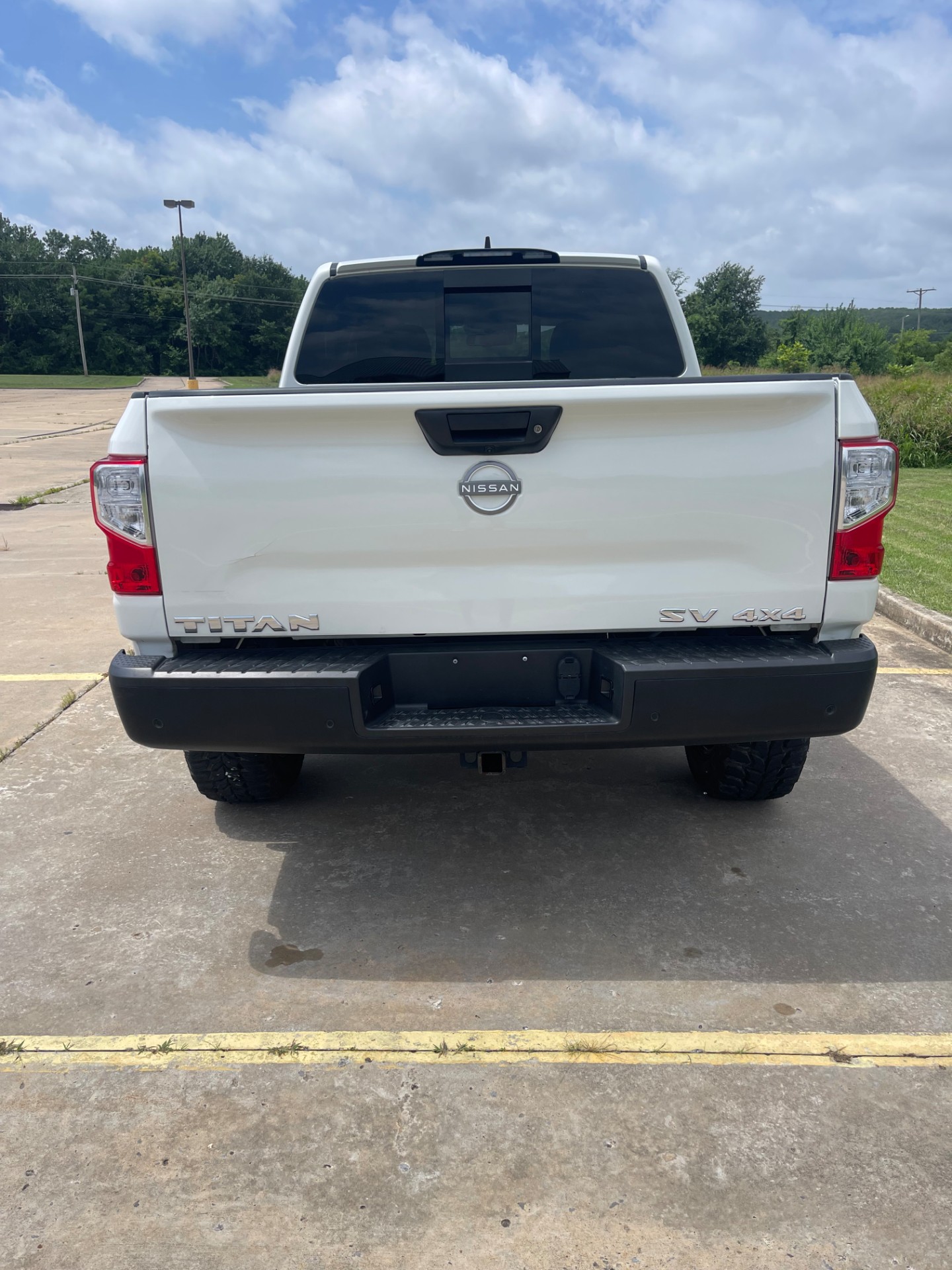 HARRIS AUTO SALES LLC - Used vehicle - TRUCK NISSAN TITAN 2023