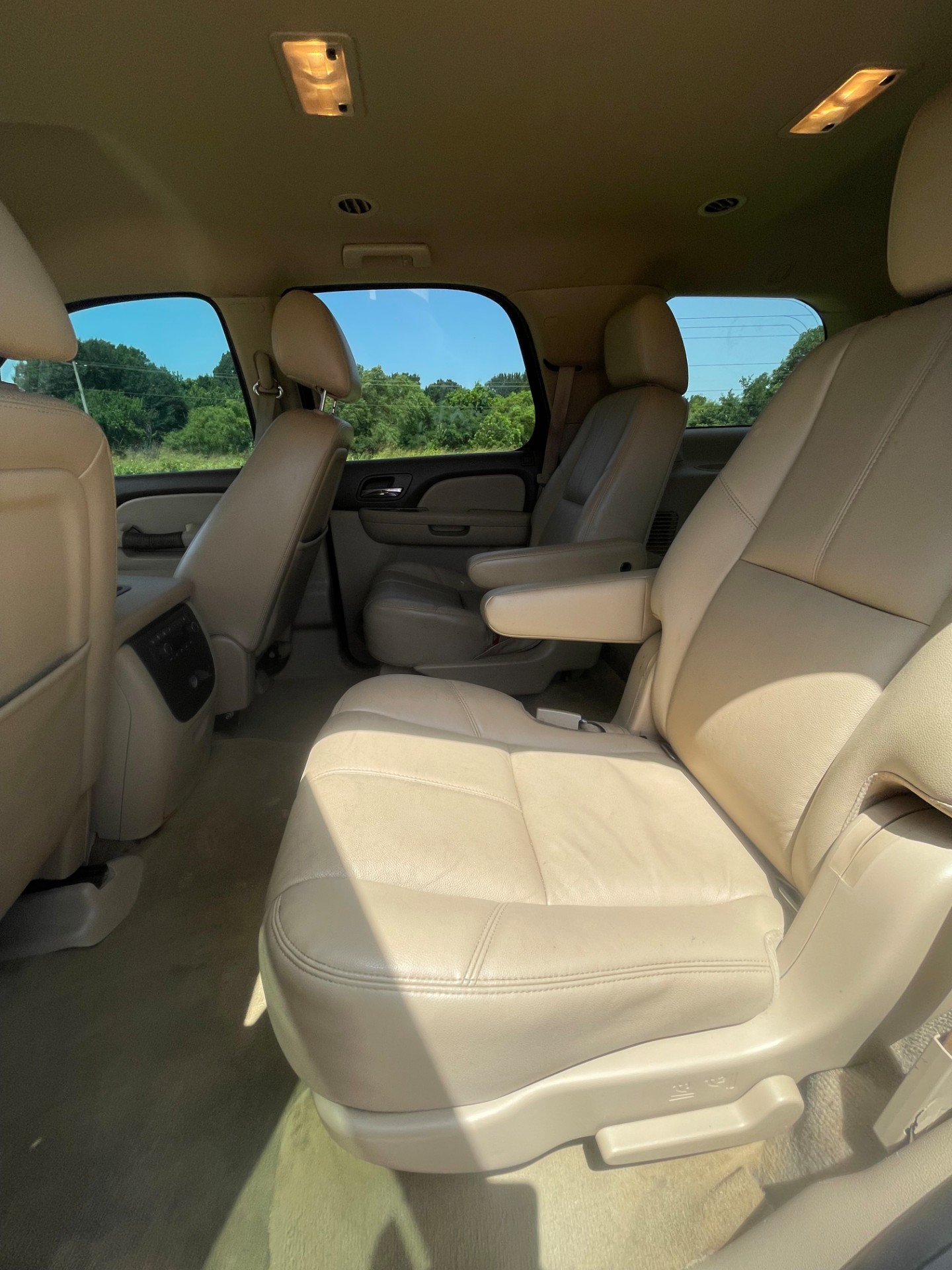 HARRIS AUTO SALES LLC - Used vehicle - SUV CHEVROLET TAHOE 2013