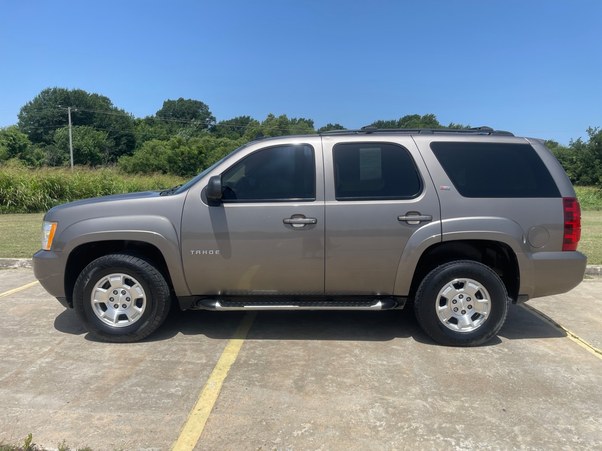 HARRIS AUTO SALES LLC - Used vehicle - SUV CHEVROLET TAHOE 2013