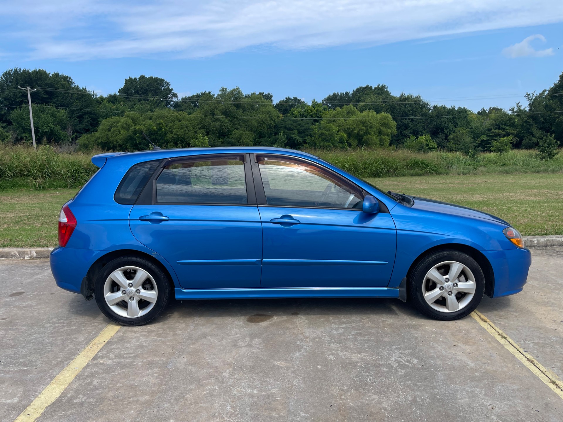 HARRIS AUTO SALES LLC - Used vehicle - SEDAN KIA SPECTRA 2008