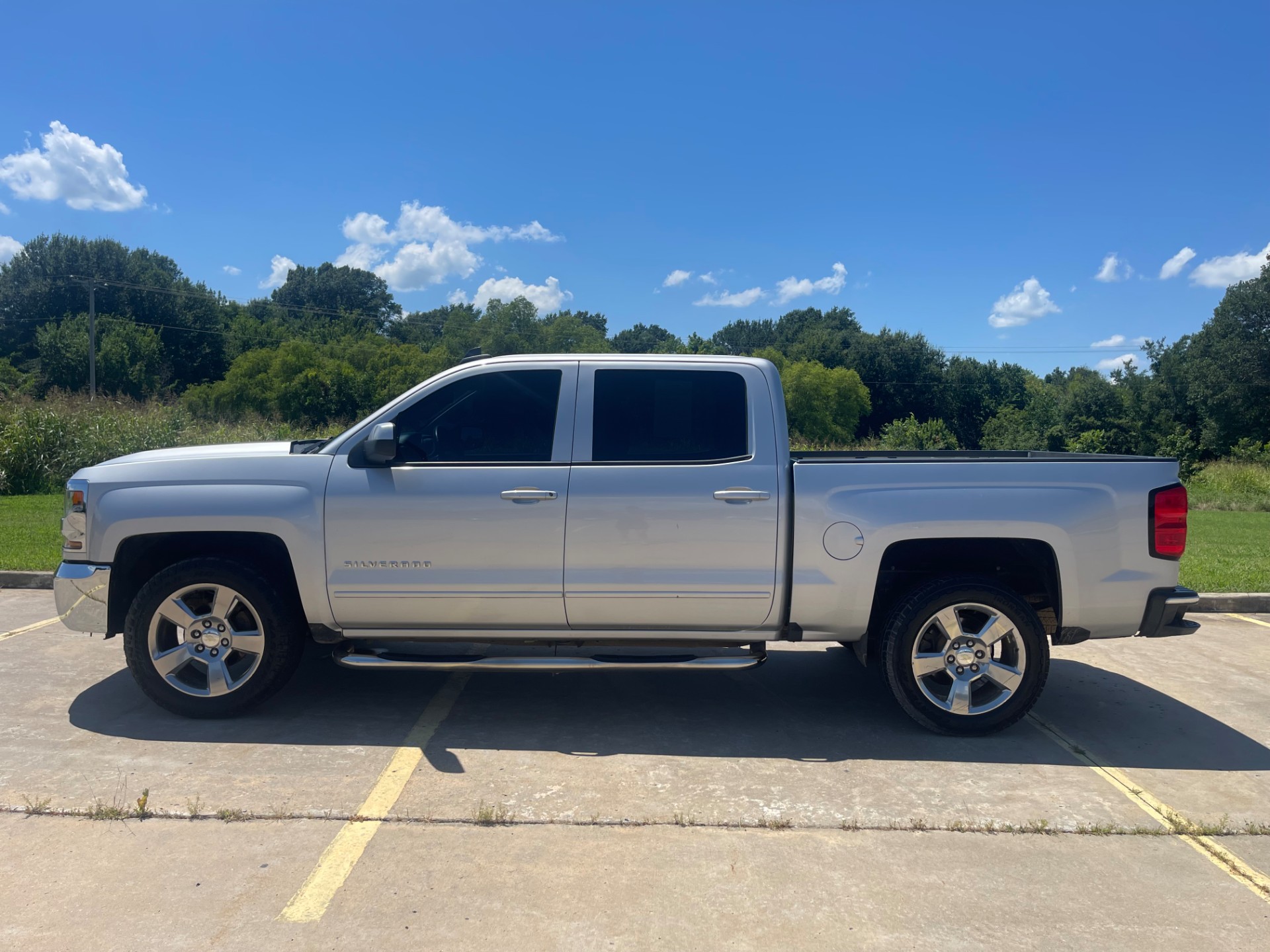 HARRIS AUTO SALES LLC - Used vehicle - TRUCK CHEVROLET SILVERADO 1500 2017