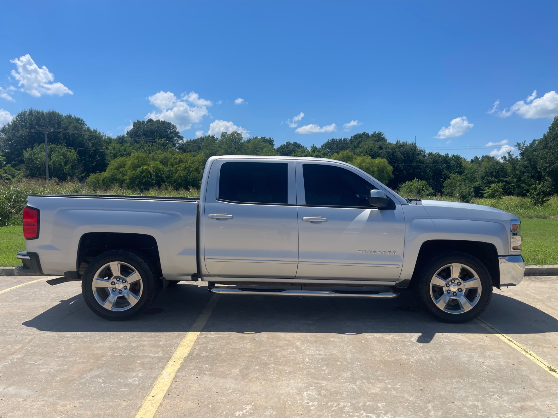 HARRIS AUTO SALES LLC - Used vehicle - TRUCK CHEVROLET SILVERADO 1500 2017