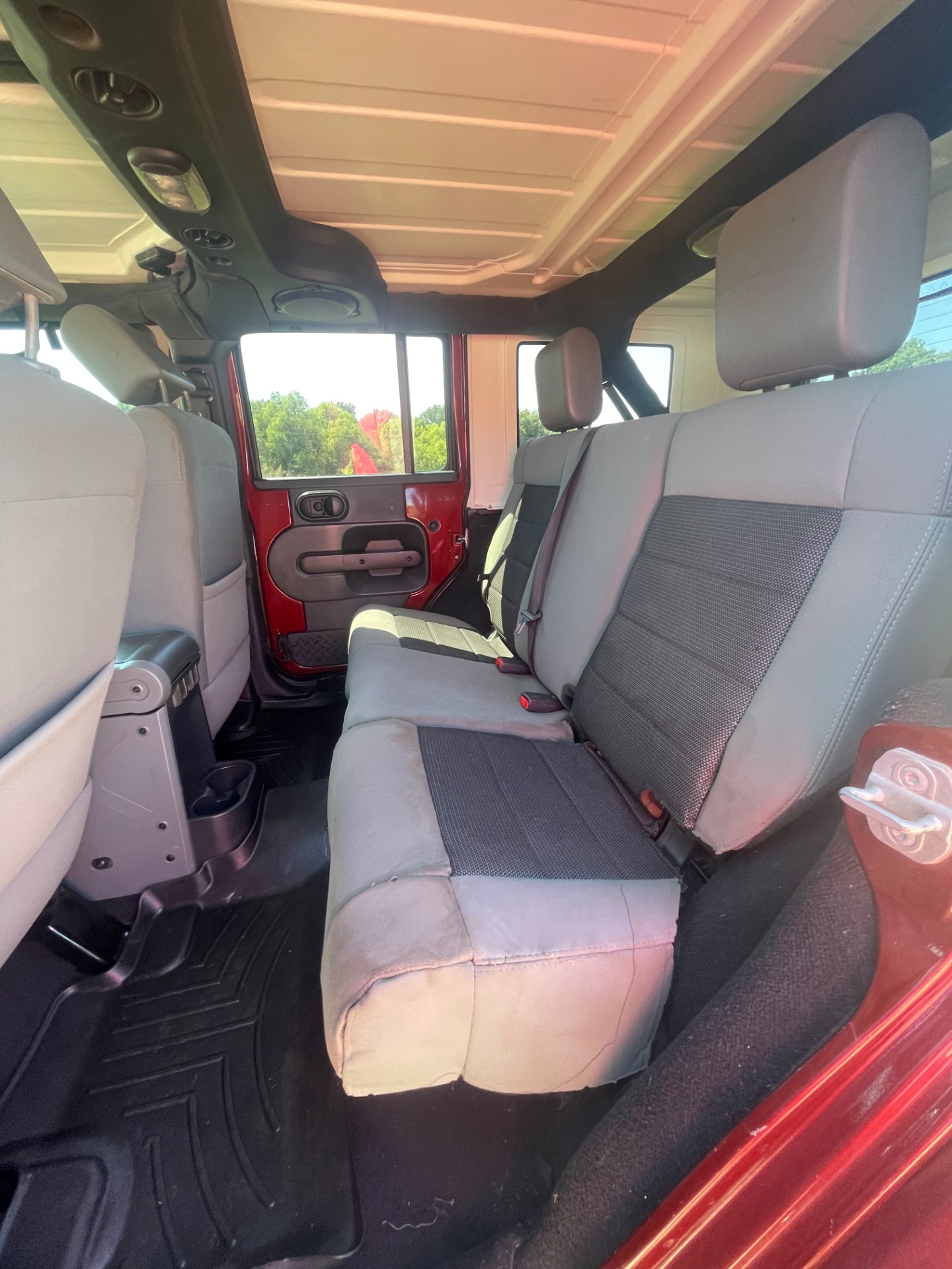 HARRIS AUTO SALES LLC - Used vehicle - SUV JEEP WRANGLER UNLIMITED 2010