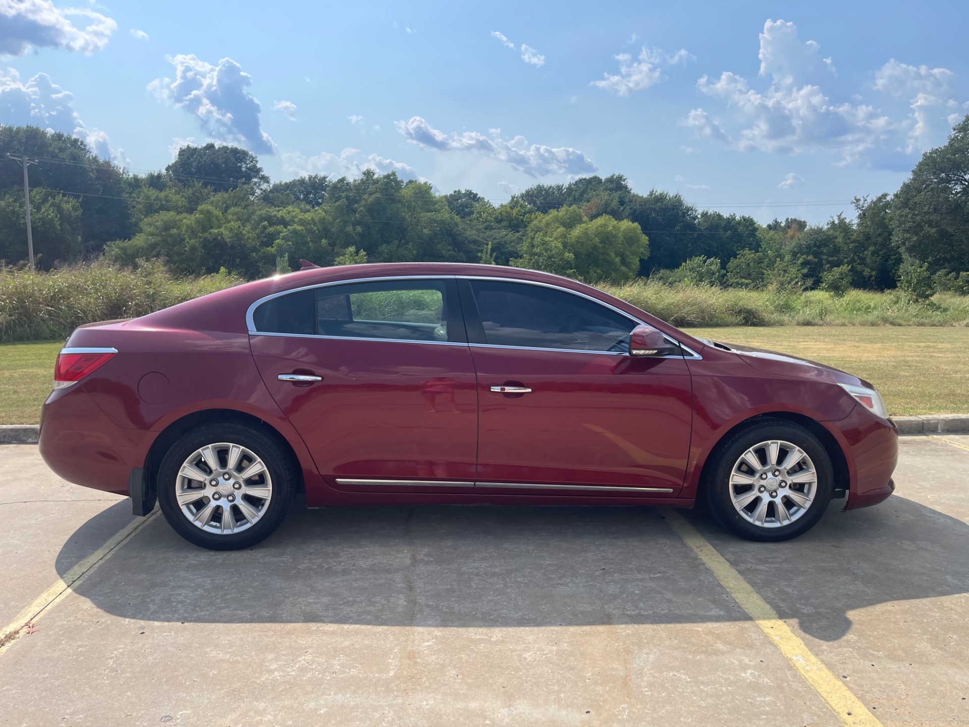 HARRIS AUTO SALES LLC - Used vehicle - SEDAN BUICK LACROSSE 2011