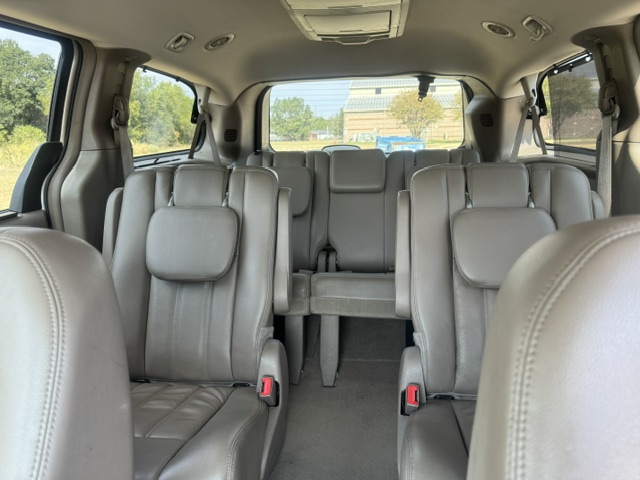 HARRIS AUTO SALES LLC - Used vehicle - MINIVAN CHRYSLER TOWN AND COUNTRY 2013