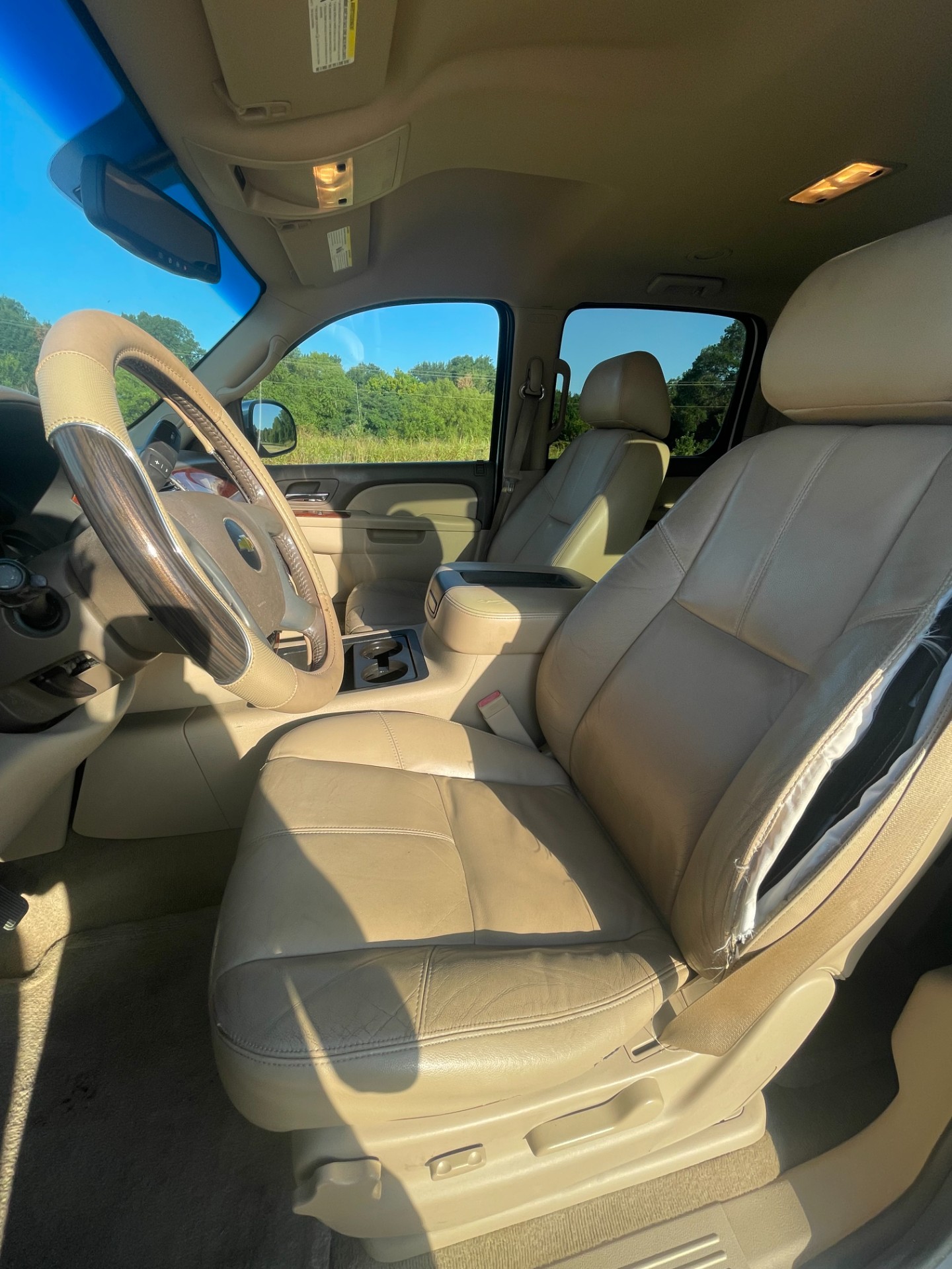 HARRIS AUTO SALES LLC - Used vehicle - SUV CHEVROLET SUBURBAN 2011