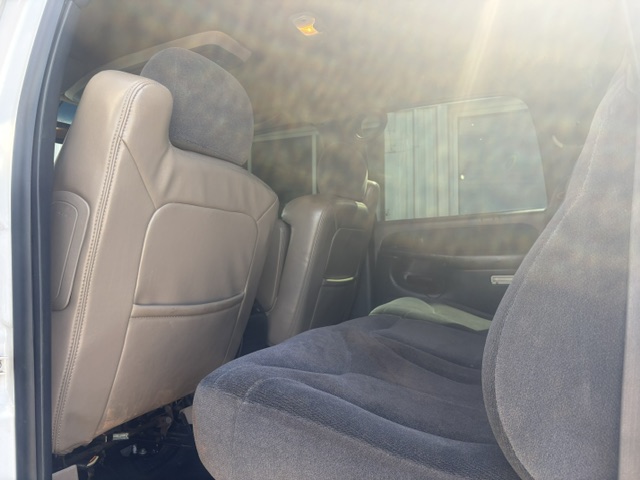 HARRIS AUTO SALES LLC - Used vehicle - TRUCK GMC SIERRA 2500HD 2001