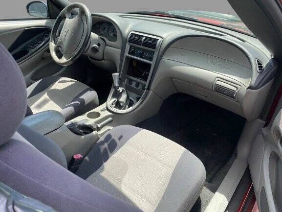 Robin Drive Auto, LLC - Used vehicle - Ford Mustang 2003