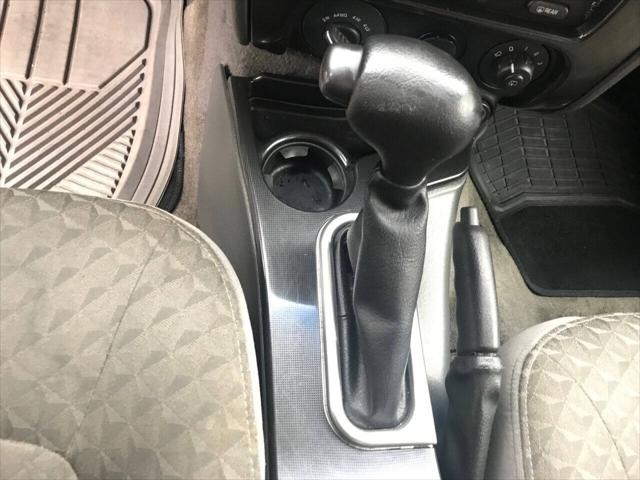 Robin Drive Auto, LLC - Used vehicle - GMC ENVOY XUV 2004