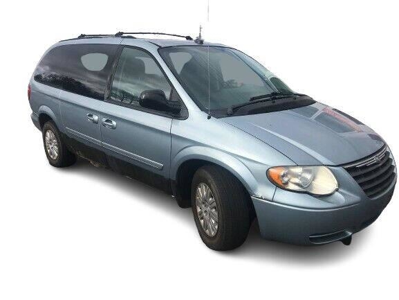 Robin Drive Auto, LLC - Used vehicle - Chrysler Town AND Country 2005