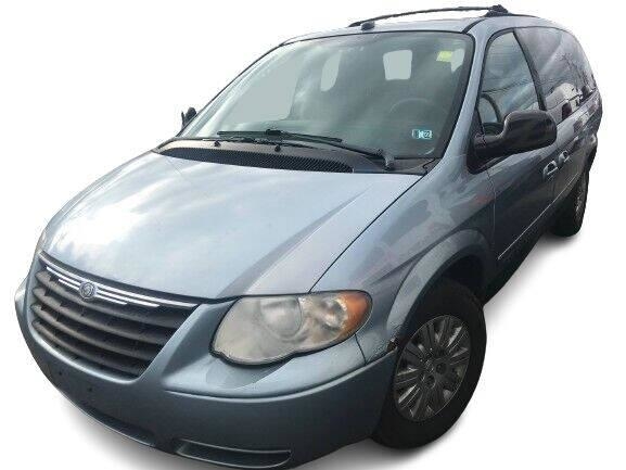 Robin Drive Auto, LLC - Used vehicle - Chrysler Town AND Country 2005