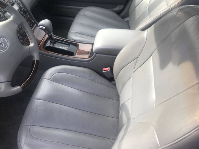 Robin Drive Auto, LLC - Used vehicle - Toyota Avalon 2003