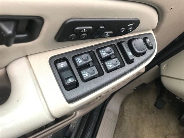 Robin Drive Auto, LLC - Used vehicle - Chevrolet Tahoe 2003