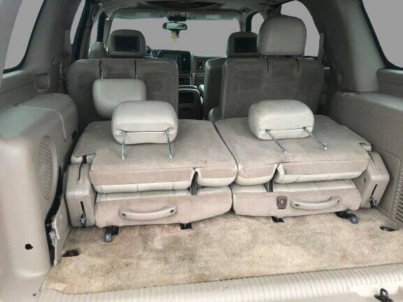 Robin Drive Auto, LLC - Used vehicle - Chevrolet Tahoe 2003