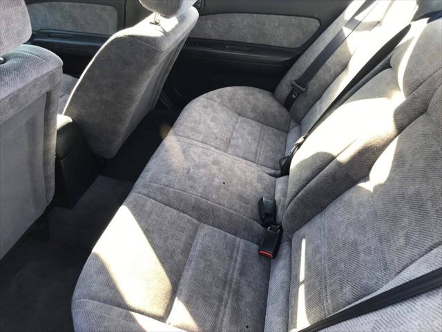 Robin Drive Auto, LLC - Used vehicle - Nissan Maxima 1999