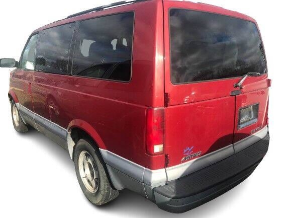 Robin Drive Auto, LLC - Used vehicle - Chevrolet Astro 2000