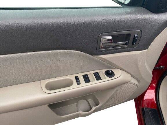 Robin Drive Auto, LLC - Used vehicle - Ford Fusion 2010