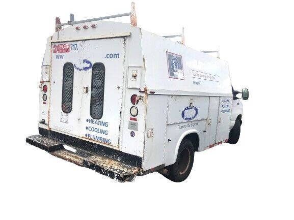 Robin Drive Auto, LLC - Used vehicle - Ford Econoline 2004