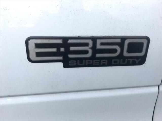 Robin Drive Auto, LLC - Used vehicle - Ford Econoline 2004