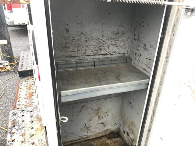 Robin Drive Auto, LLC - Used vehicle - Ford Econoline 2004