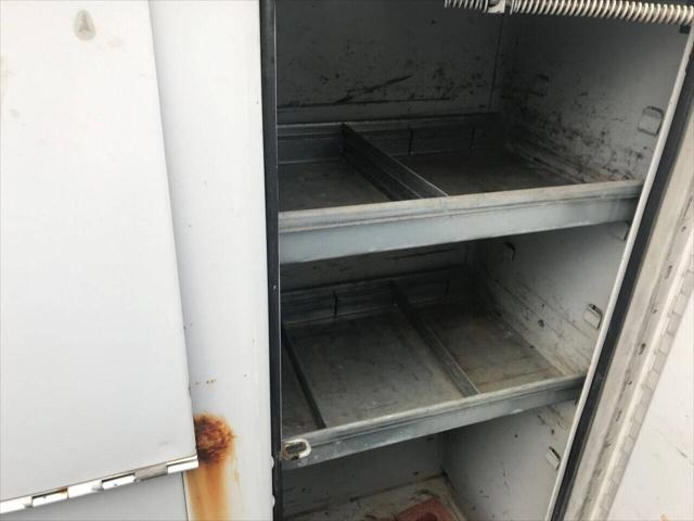 Robin Drive Auto, LLC - Used vehicle - Ford Econoline 2004