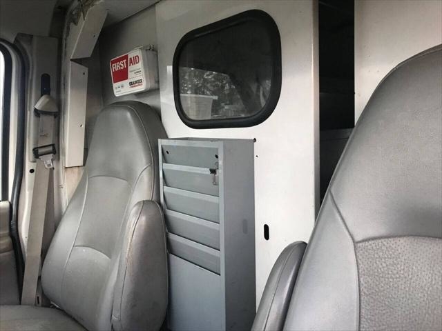 Robin Drive Auto, LLC - Used vehicle - Ford Econoline 2004