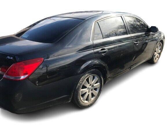 Robin Drive Auto, LLC - Used vehicle - Toyota Avalon 2005