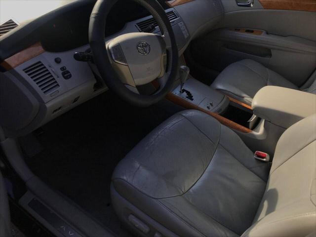 Robin Drive Auto, LLC - Used vehicle - Toyota Avalon 2005