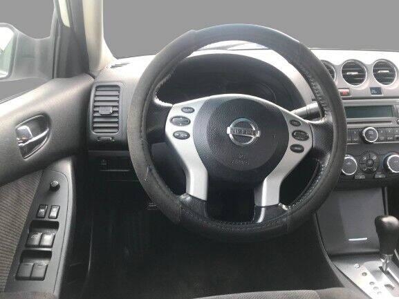 Robin Drive Auto, LLC - Used vehicle - Nissan Altima 2009