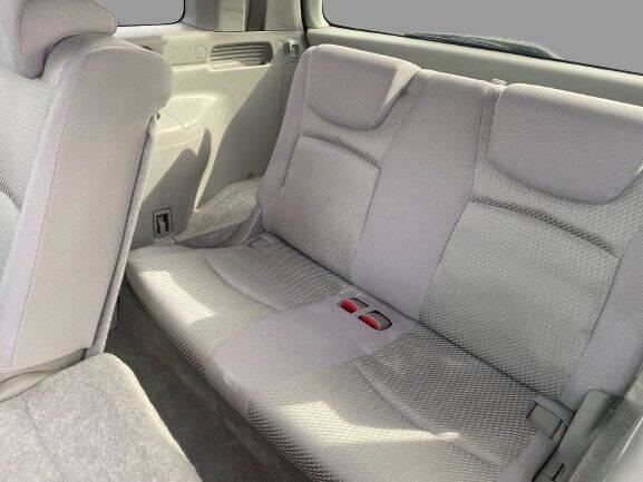 Robin Drive Auto, LLC - Used vehicle - Toyota Highlander 2006