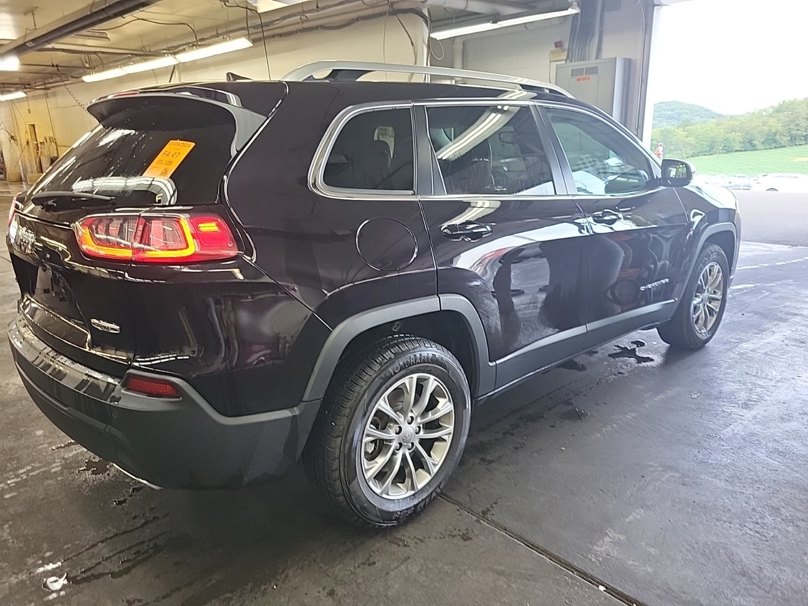 Used 2021 JEEP CHEROKEE LATITUDE LUX for sale in CAR CONNECTION INC