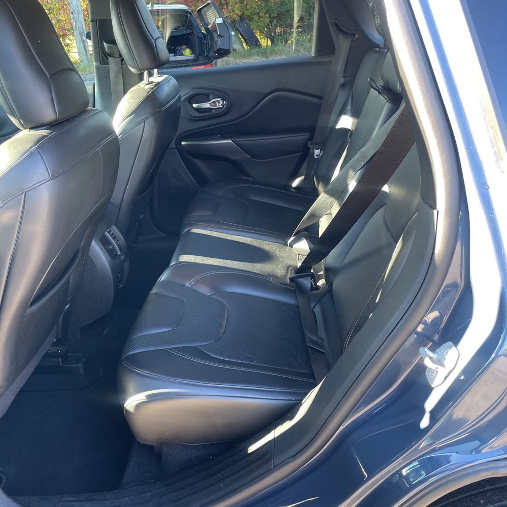 Car Connection Superstore - Used vehicle - SUV JEEP CHEROKEE 2020