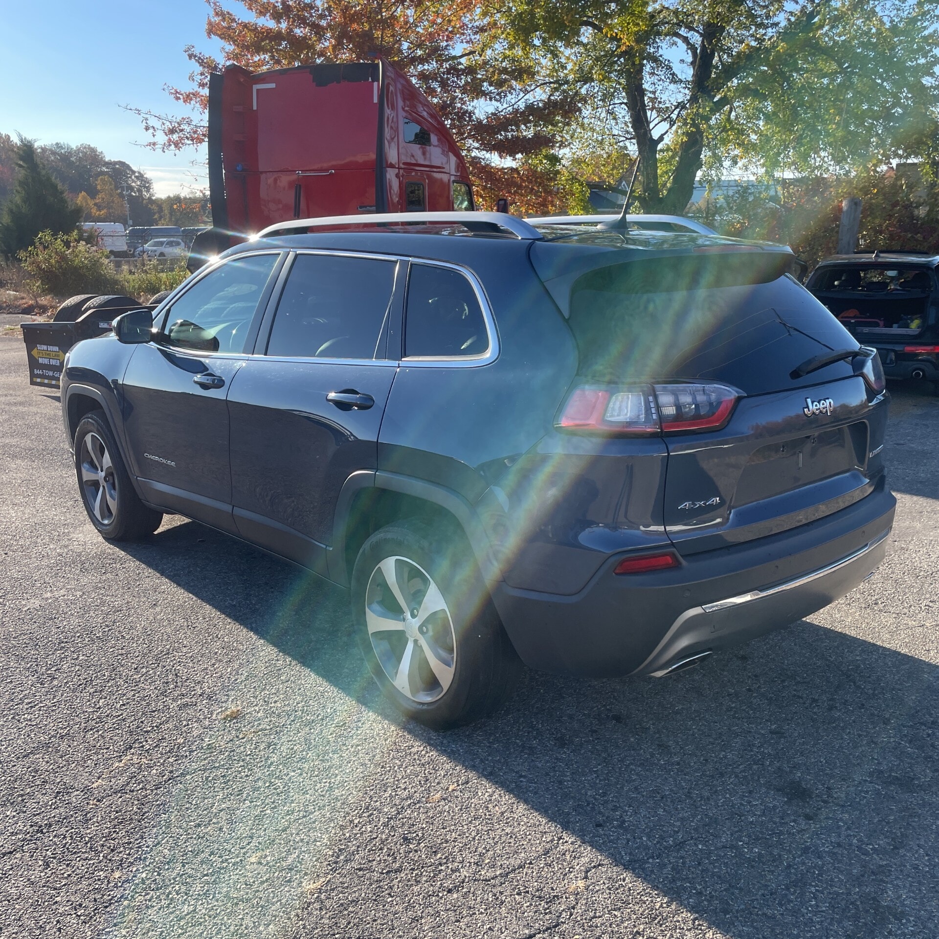Car Connection Superstore - Used vehicle - SUV JEEP CHEROKEE 2020