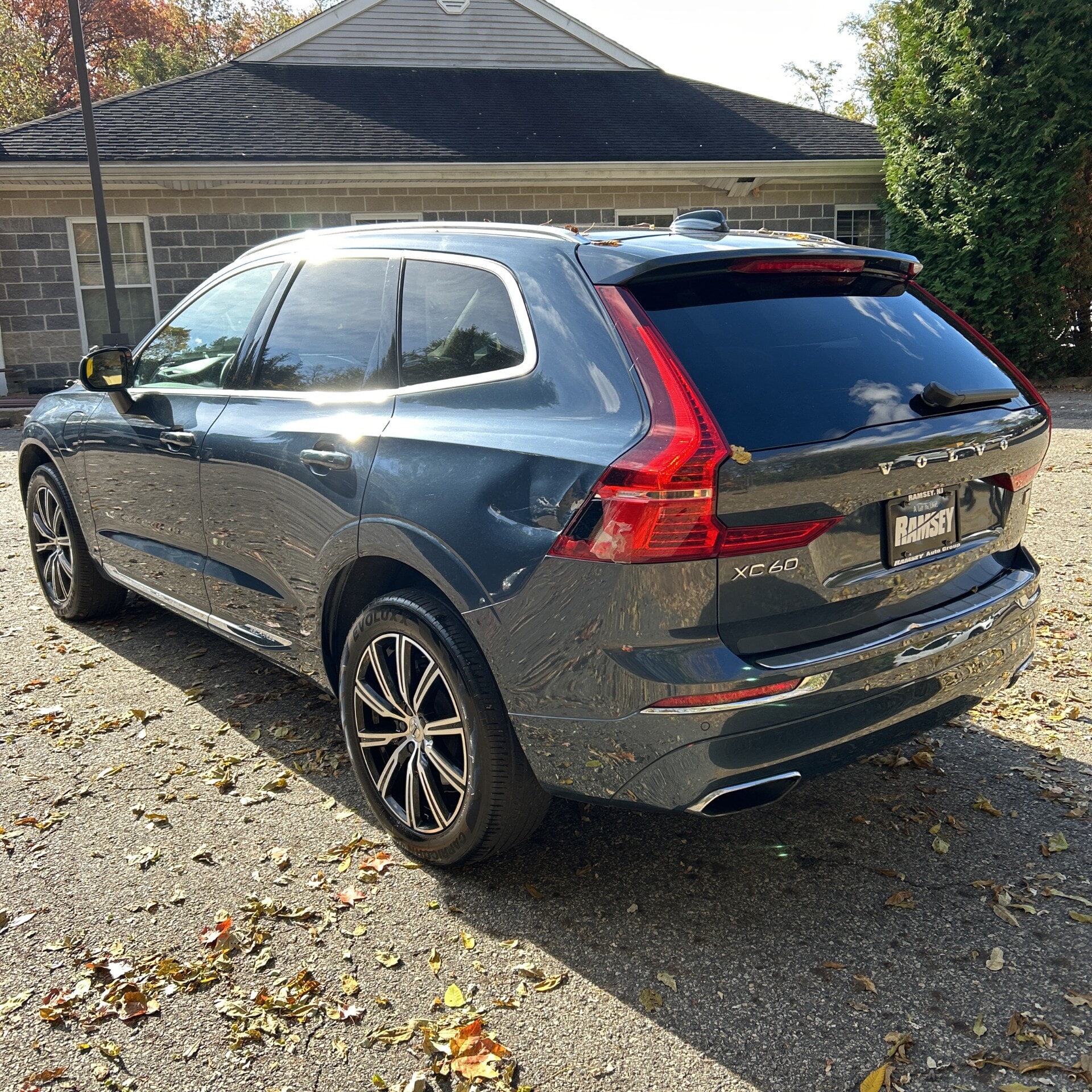 Car Connection Superstore - Used vehicle - SUV VOLVO XC60 2021