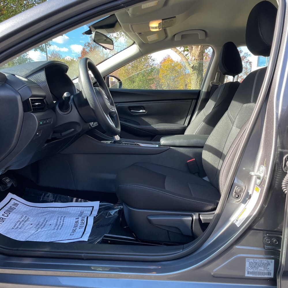 Car Connection Superstore - Used vehicle - SEDAN NISSAN SENTRA 2025