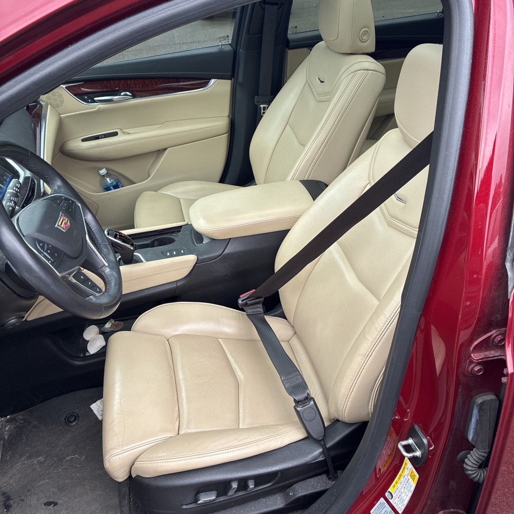 Car Connection Superstore - Used vehicle - SUV CADILLAC XT5 2017